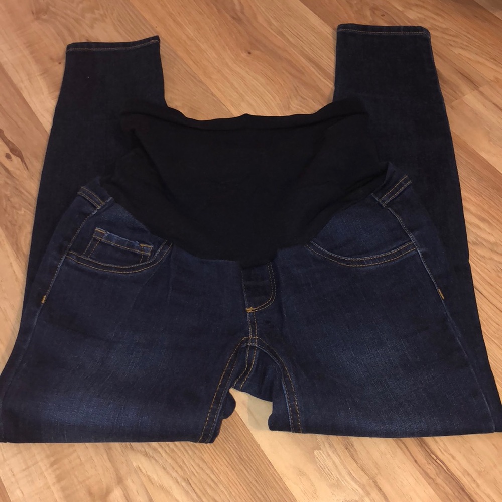 Jessica Simpson Maternity jeans